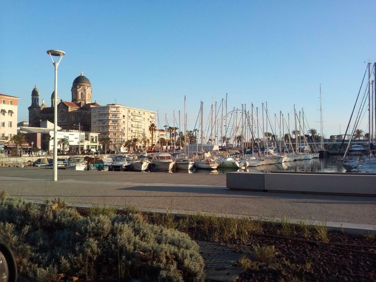 Lou pescadou Saint-Raphael (Var) Exterior foto